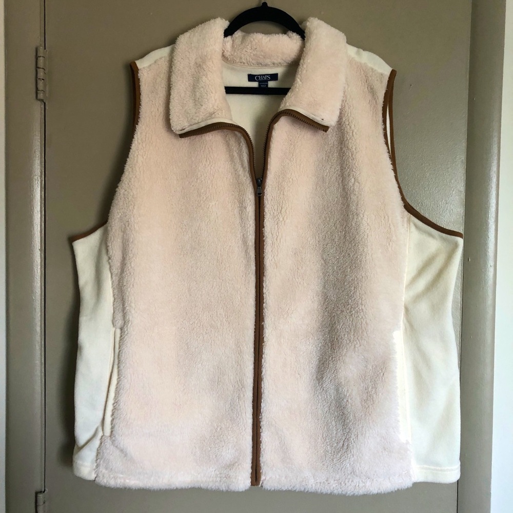 Chaps Cream Color Vest, Size 3x.